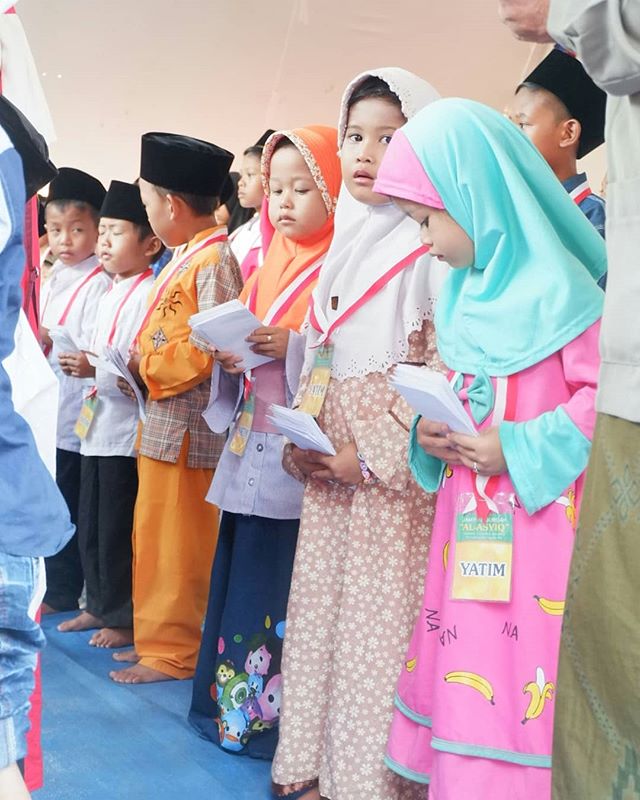 YAYASAN YATIM PIATU DAN DHUAFA AL MUZAKKI