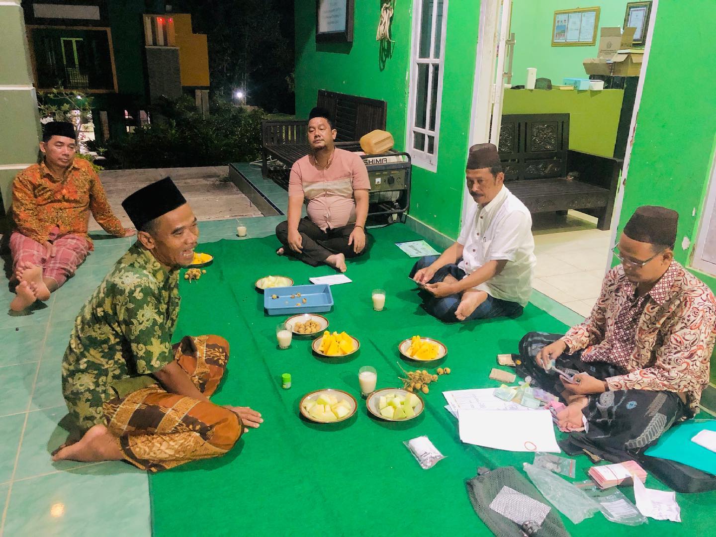 Rapat Juni